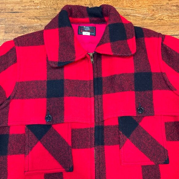 Vintage Johnson Woolen Mills Red Plaid Mackinaw Hunting Jacket‎ Coat Men 42 Long